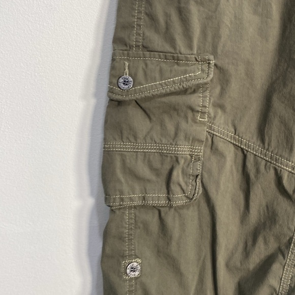 Kuhl Roll Up Shorts Women Olive Size 6 - Picture 3 of 8